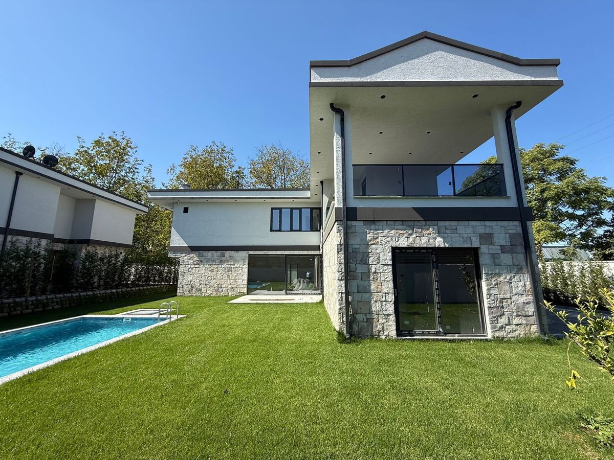 Gerçek Villa — Dış Cephe